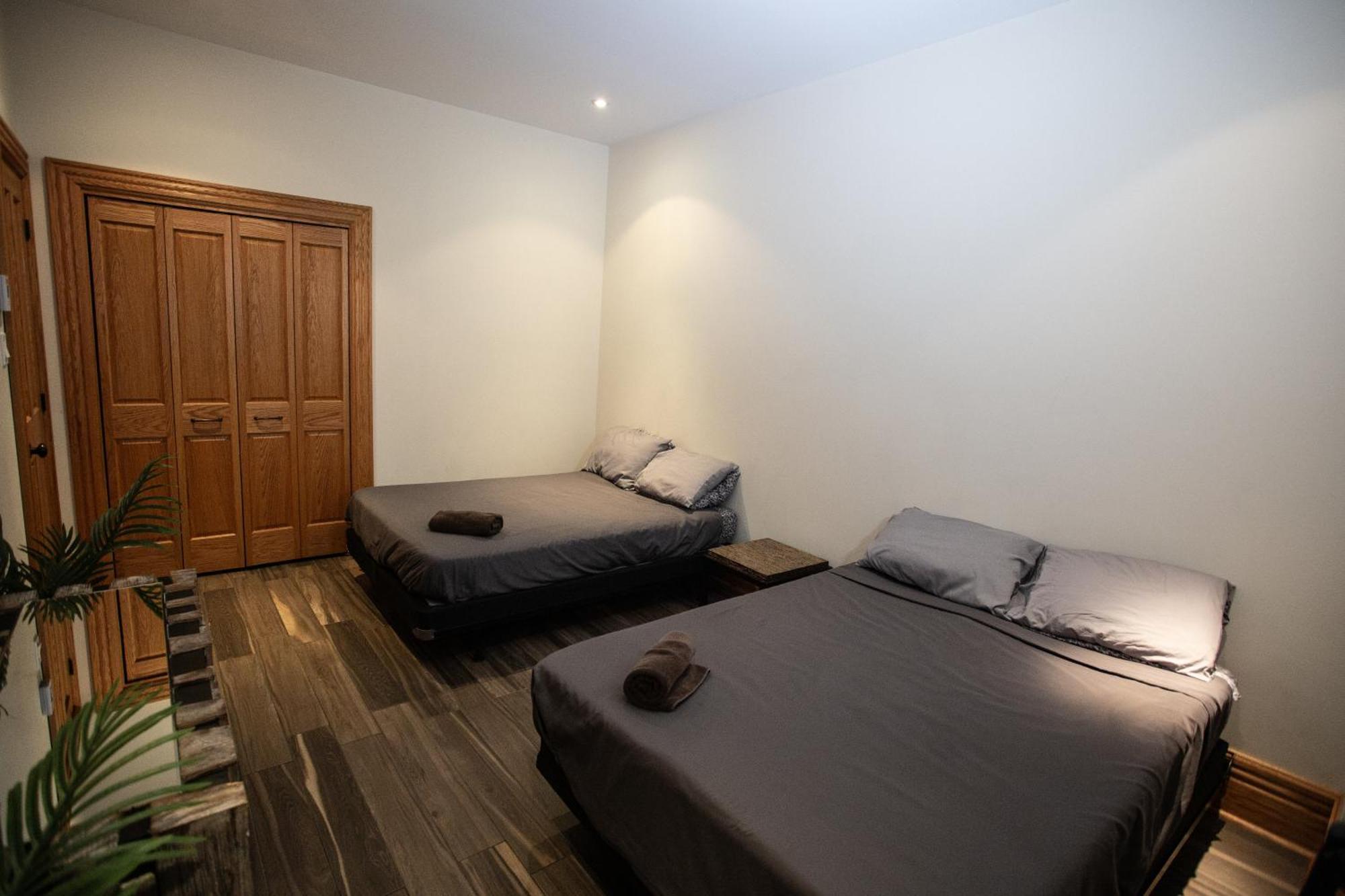 Spacious Downtown Montreal Apartment, 4Br-2Ba,Free Wifi Montréal Exterior foto
