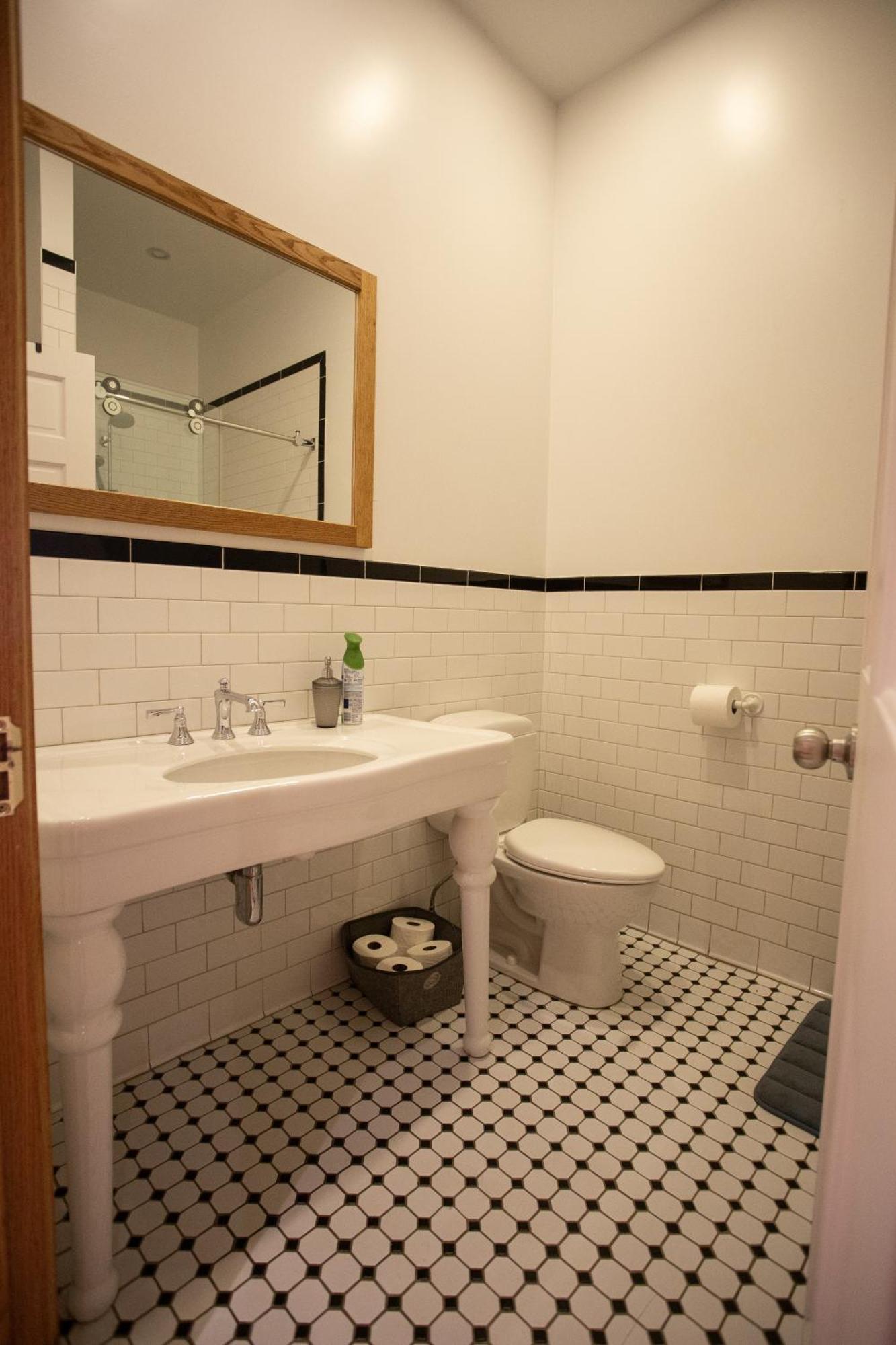 Spacious Downtown Montreal Apartment, 4Br-2Ba,Free Wifi Montréal Exterior foto