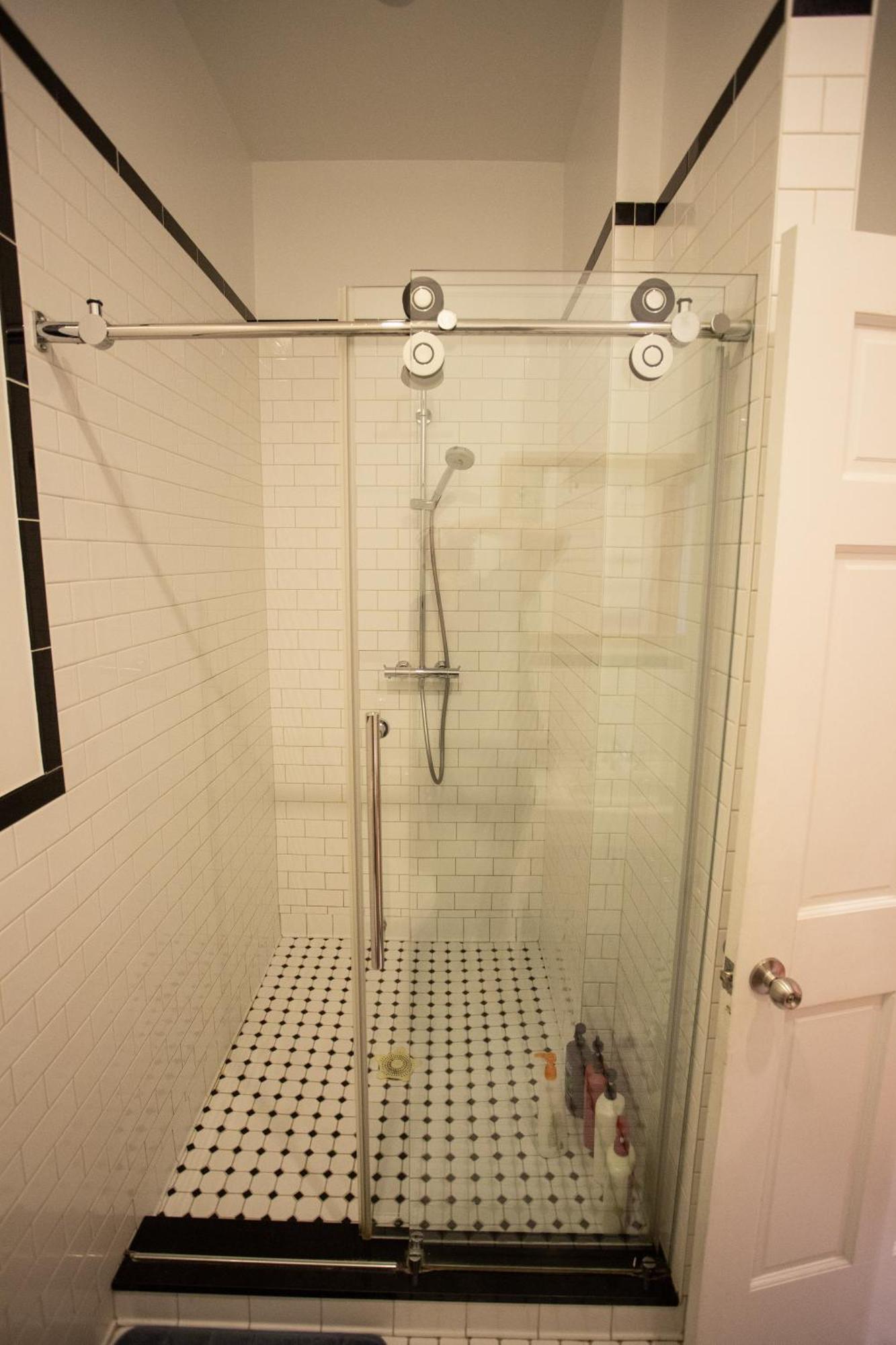 Spacious Downtown Montreal Apartment, 4Br-2Ba,Free Wifi Montréal Exterior foto